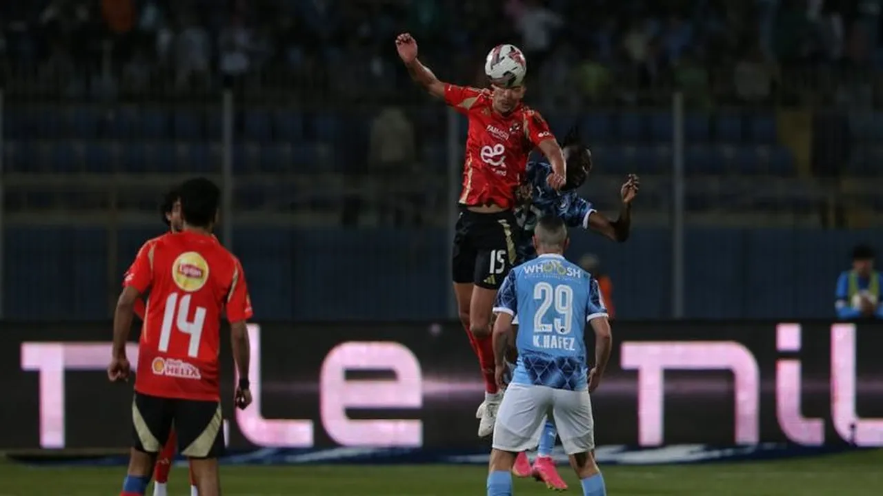 موعد مباراة الأهلي وبيراميدز في منافسات بطولة الدوري الممتاز لكرة القدم